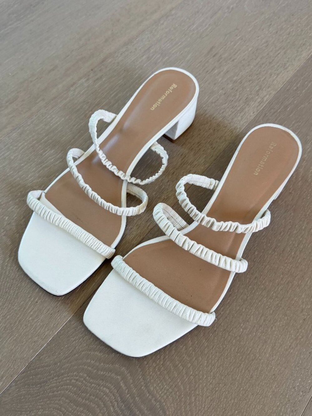 Reformation leather sandals ivory cream size 9